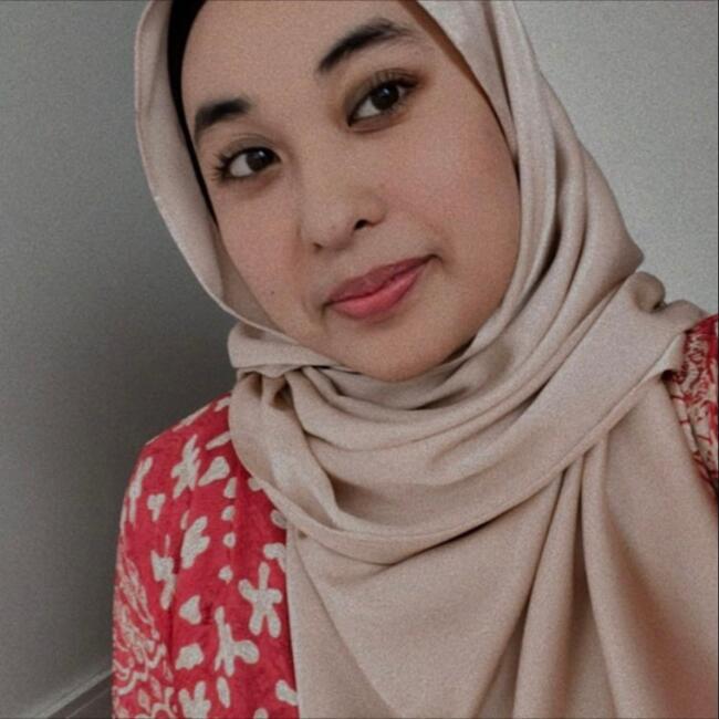 Babysitter in Singapore Island: Sara