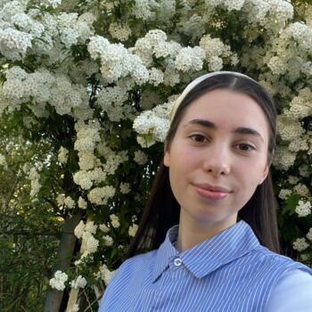 Babysitter Codru: Taisia