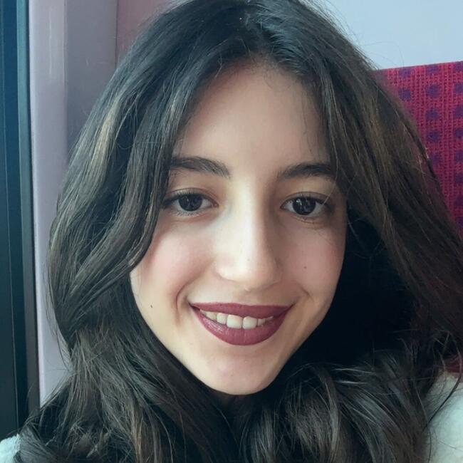 Babysitter in Noisiel: Yasmine