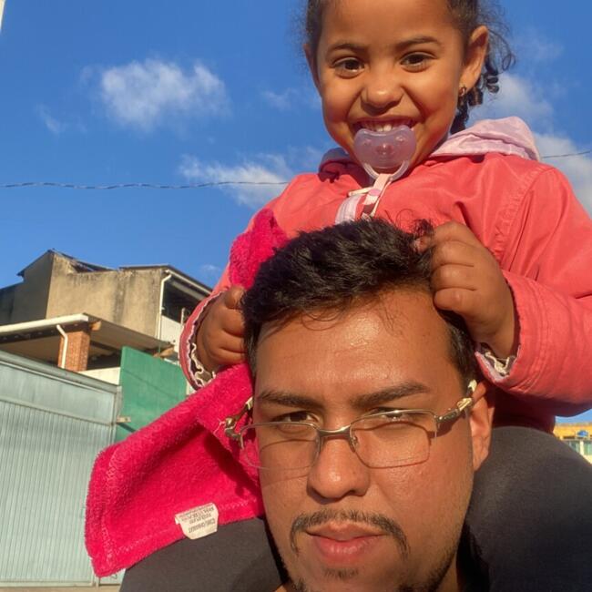 Emprego de babá em São Paulo: Julio