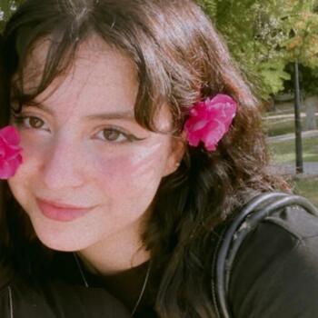 Babysitter in Franconville: Lina