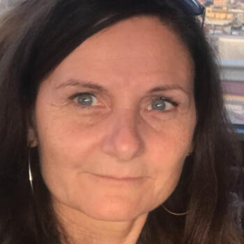 Babysitter Budapest: Csilla