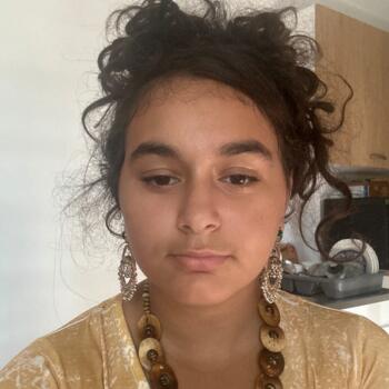 Babysitter in Lyon: Maha