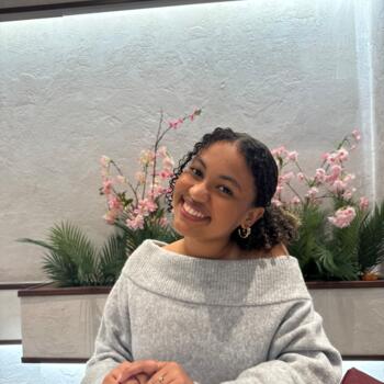 Babysitter em Lisboa: Carolina