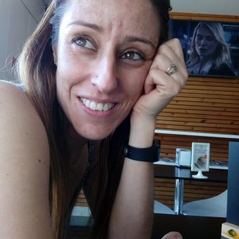 Babysitter Maia: Ana