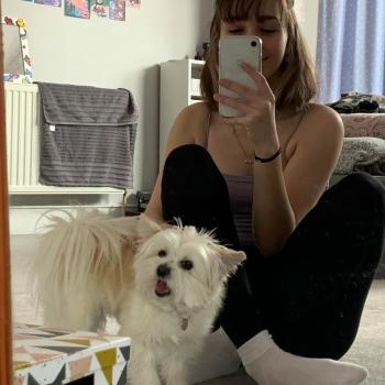 Babysitter in Caterham: Isabelle