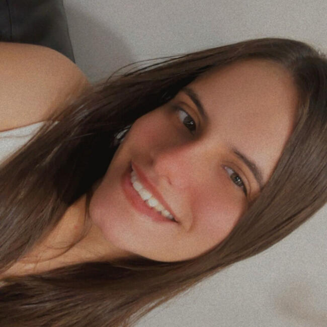 Babysitter in Serrana: Jullya