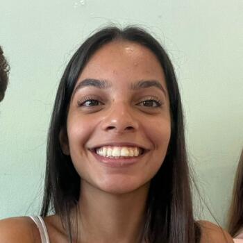 Babysitter Loures: Carolina