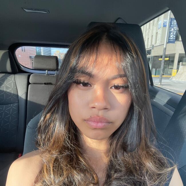 Babysitter in Toronto: Athena
