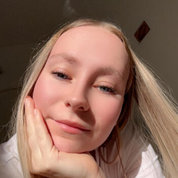 Baby-sitter Valencin: Oceane