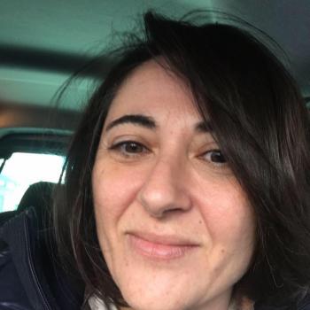 Genitore Bari: lavoro per babysitter Daniela