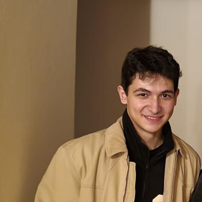 Babysitter in Perugia: Seçkin Ege