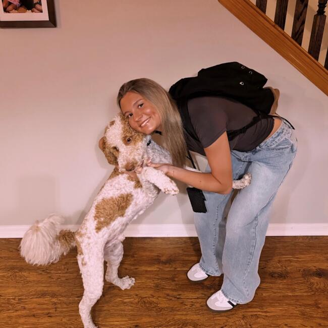 Babysitter in Orlando: Bella