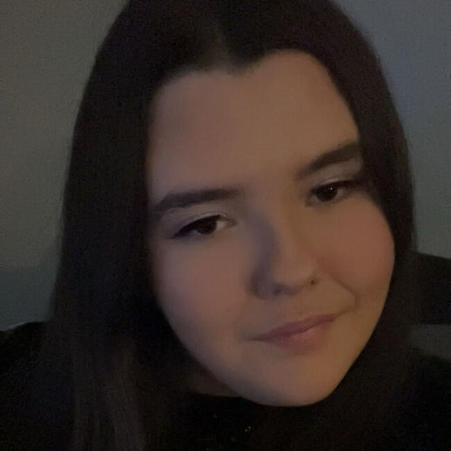 Babysitter in Alexandria: Kerrie
