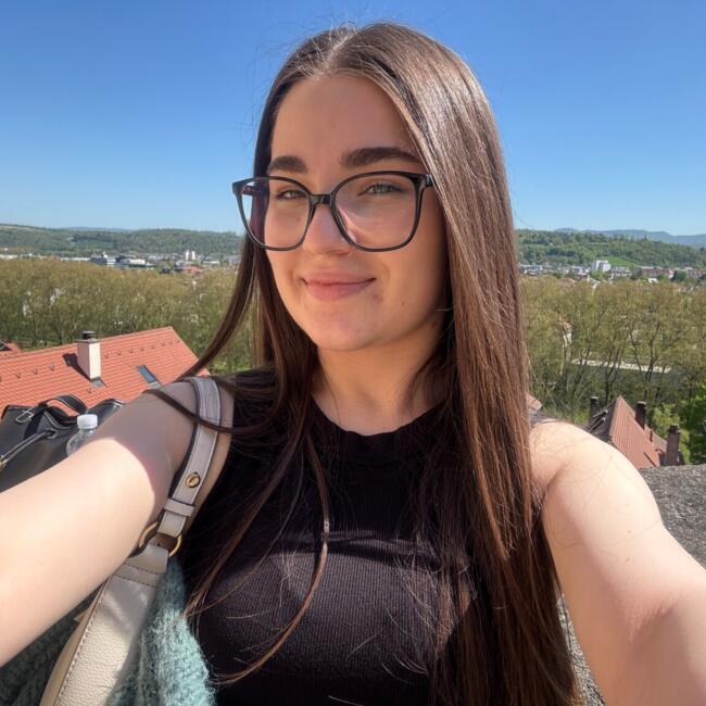 Babysitter in Stuttgart: Munisa