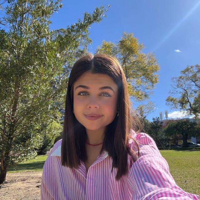 Babysitter in Maisons-Alfort: Danae Gasc