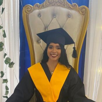 Niñera en Eloy Alfaro: Dallyanara Alejandra