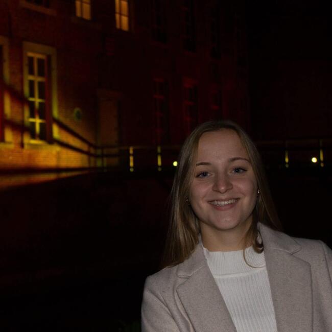 Babysitter in Bilzen: Annicka