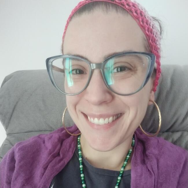 Babysitter in Meia Praia: Graziela