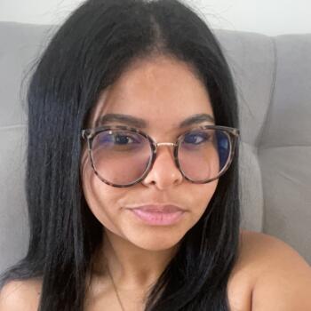 Babysitter in Lauro de Freitas: Andressa