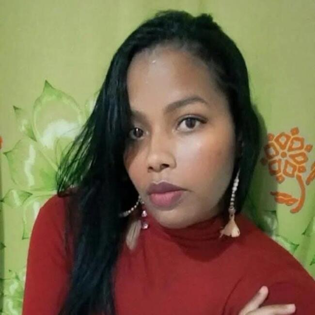 Babysitter in Queimados: Brenda