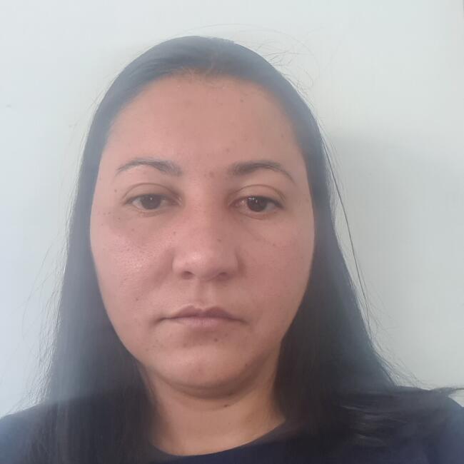 Babysitter in Caieiras: Jussara