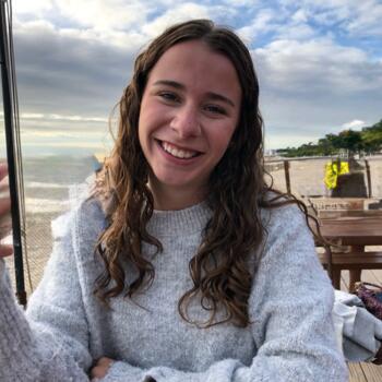 Babysitter Pont-Sainte-Maxence: Lou-Anne