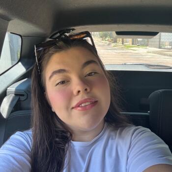 Babysitter in Curitiba: Thamyres