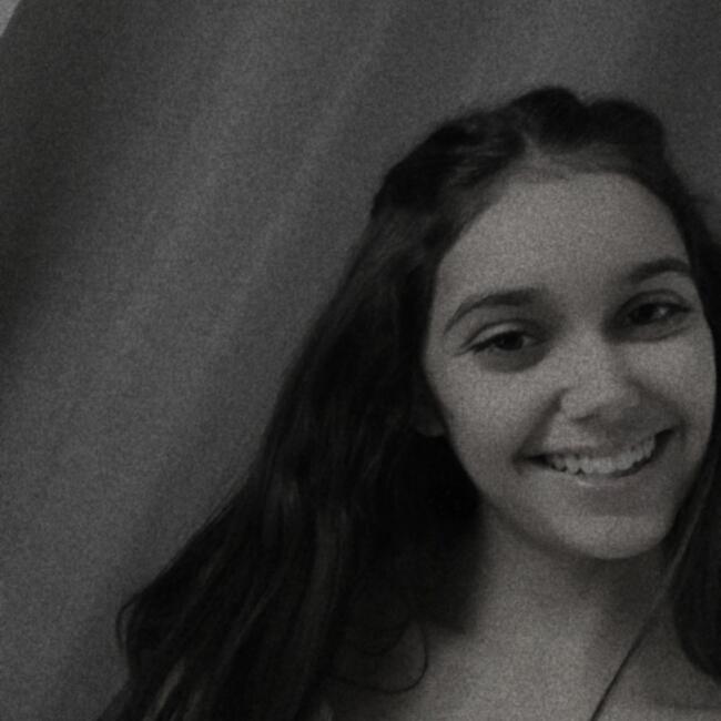 Babysitter in Chalon-sur-Saône: Lea