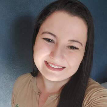 Babá em Jaraguá do Sul: Adriely