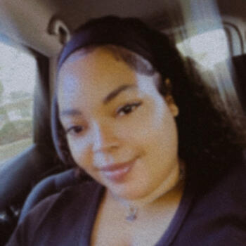 Nanny in Yorkville: Tamera