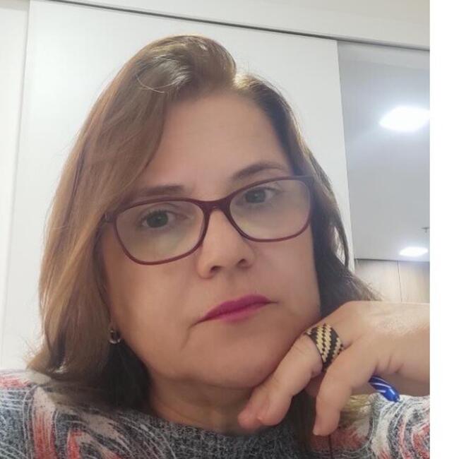 Babysitter in Figueira da Foz Municipality: Fabricia