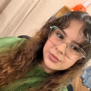 Babysitter in Alajuela: Ariana