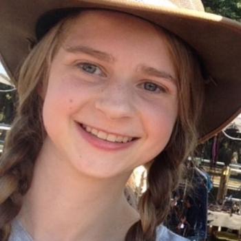 Babysitter Jeeralang: Lara