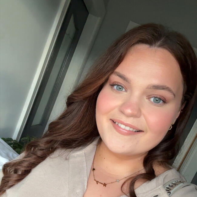 Babysitter in Gorey: Amy