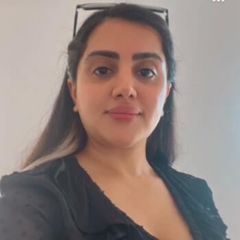 Babysitter in Lisbon: Parisa