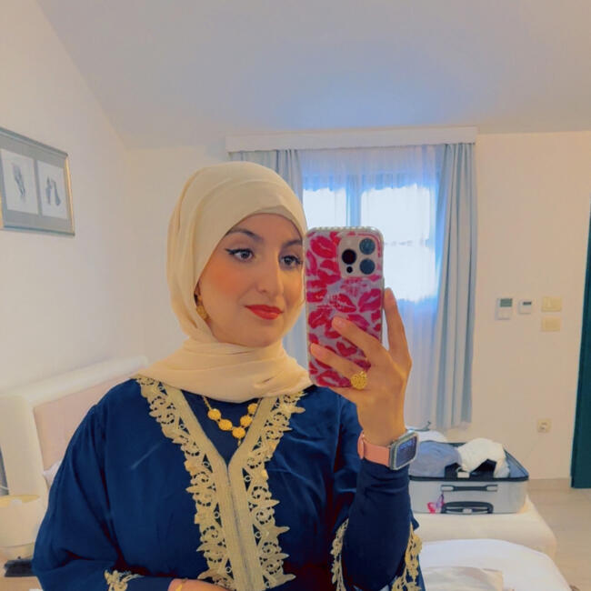 Babysitter Job in München: Hanin