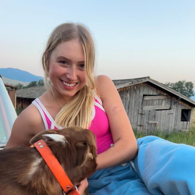 Babysitter in Bozeman: Isabelle