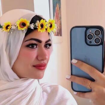 جليسة أطفال القاهر: Eman