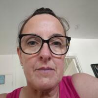 Helen Leah