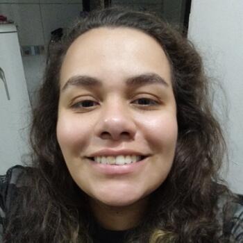 Babysitter in Aparecida de Goiânia: Yasmim