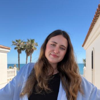 Babysitter in Madrid: Sara