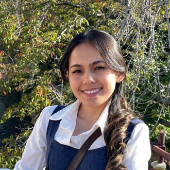 Babysitter in Melbourne: Nikki