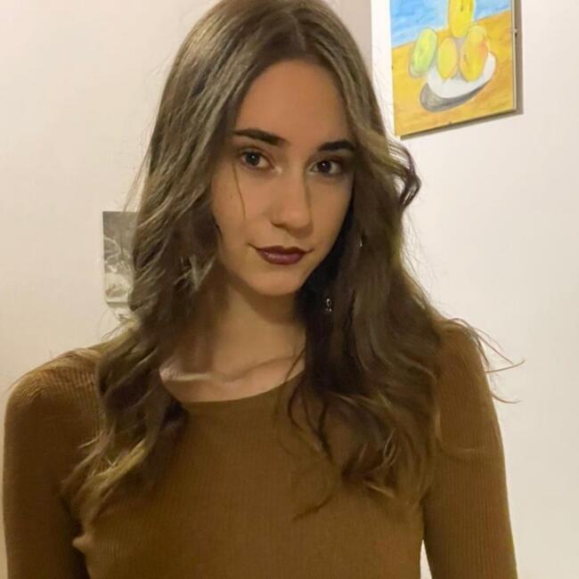 Babysitter a Porto Sant'Elpidio: Jonida