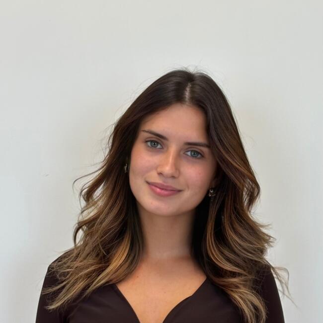 Babysitter in Matosinhos Municipality: Júlia