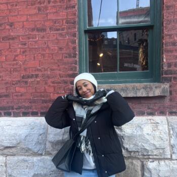 Niñera en Toronto: Asia