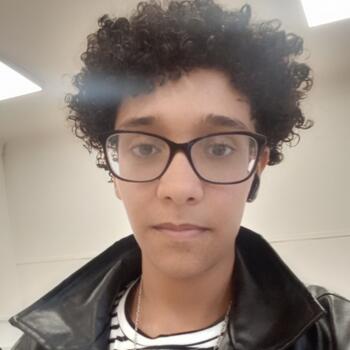 Babysitter in Marinha Grande: Noah