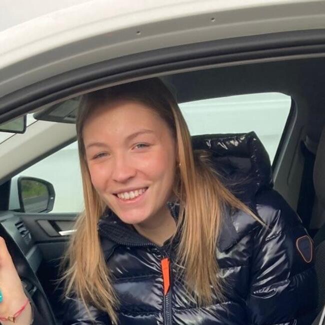 Babysitter in Langueux: Flore