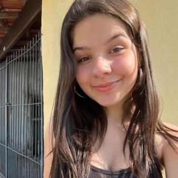 Babá São José dos Campos: Júlia