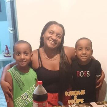 Babysitter Rio de Janeiro: Leilane